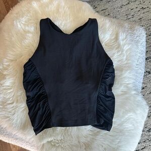 Lululemon top